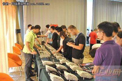 2011国威WS824集团电话交换机新品发布 - 企业通信的智能升级